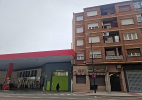 9 Avenida Santa Isabel, Zaragoza, Zaragoza, 1 Habitación Habitaciones,2 BañoBaño,Oficina,En Venta,Avenida Santa Isabel,1019