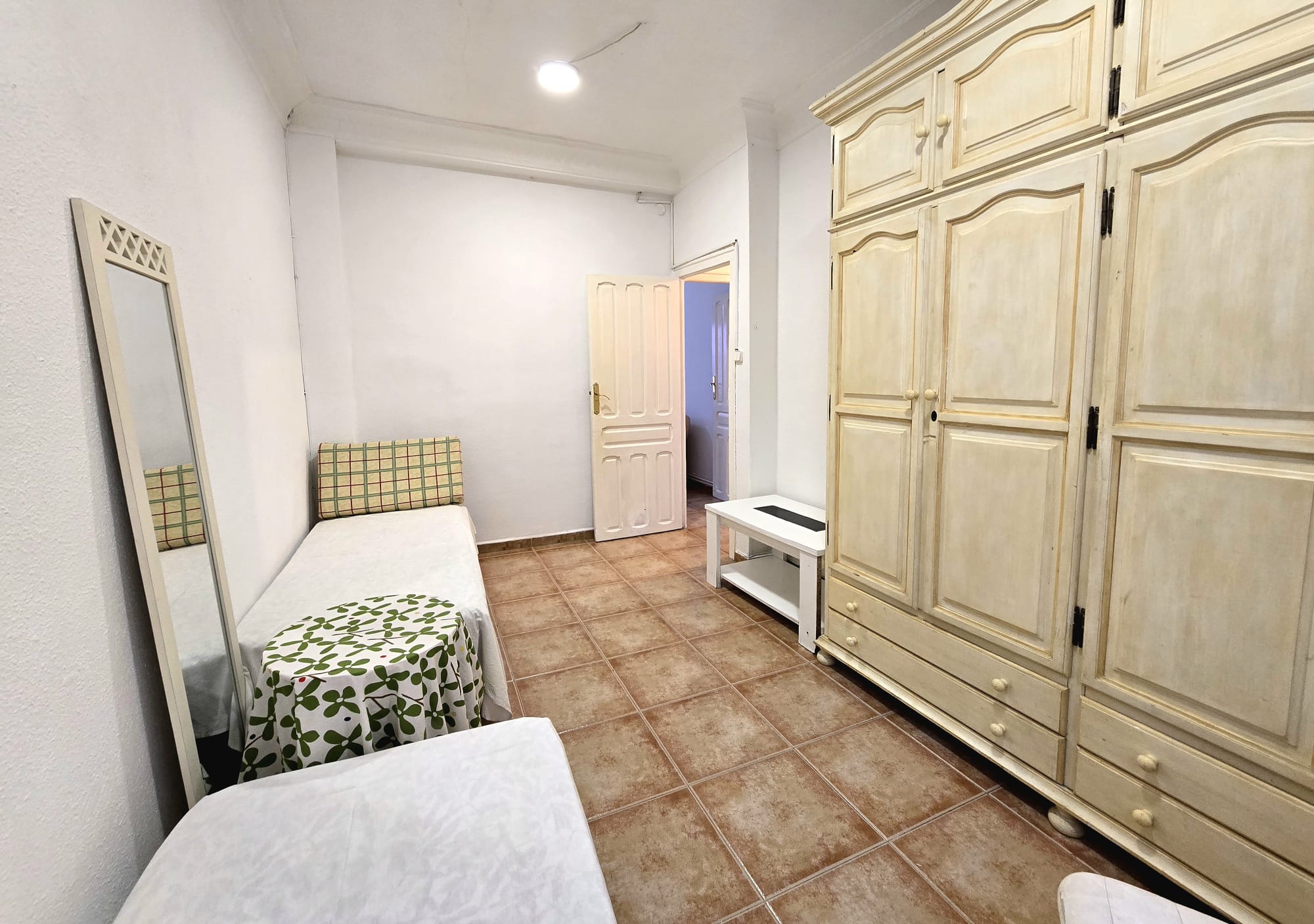 jordana 14, 4 Habitaciones Habitaciones, 0 ,1 BañoBaño,Casa,En Venta,jordana 14,0,1047 jordana 14, 4 Habitaciones Habitaciones, 0 ,1 BañoBaño,Casa,En Venta,jordana 14,0,1047