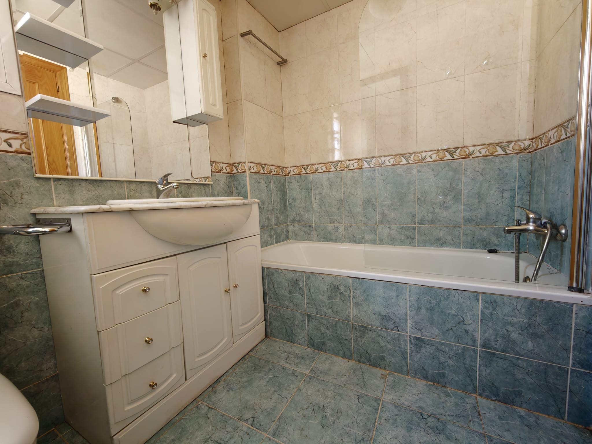 23 AVENIDA ZARAGOZA, 3 Habitaciones Habitaciones, 0 ,2 BañoBaño,Casa,En Venta,AVENIDA ZARAGOZA,0,1061 23 AVENIDA ZARAGOZA, 3 Habitaciones Habitaciones, 0 ,2 BañoBaño,Casa,En Venta,AVENIDA ZARAGOZA,0,1061