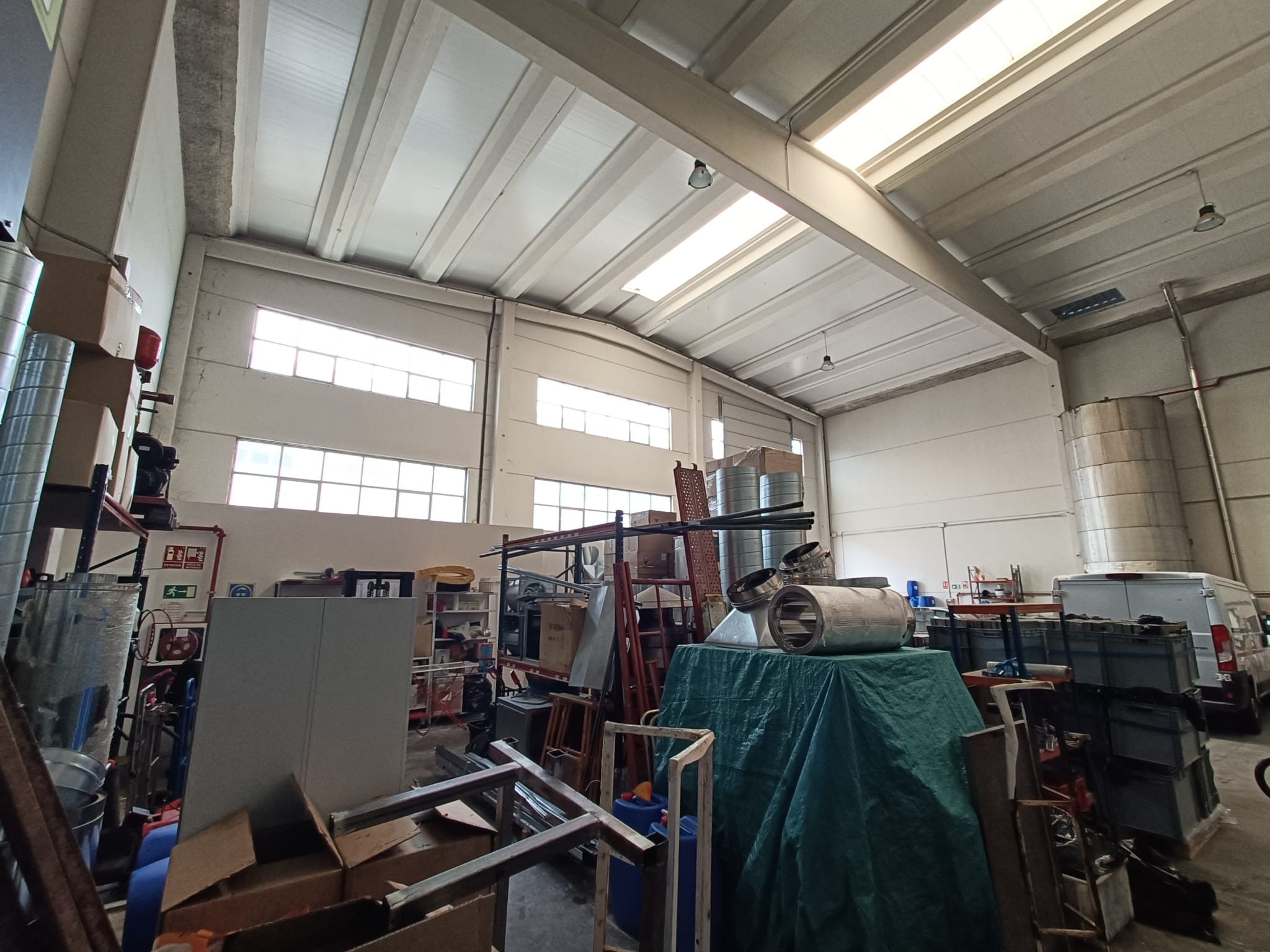 12 CARAVIS, ZARAGOZA, 0 , 0 ,0,Nave Industrial,En Venta,CARAVIS,0,1069 12 CARAVIS, ZARAGOZA, 0 , 0 ,0,Nave Industrial,En Venta,CARAVIS,0,1069