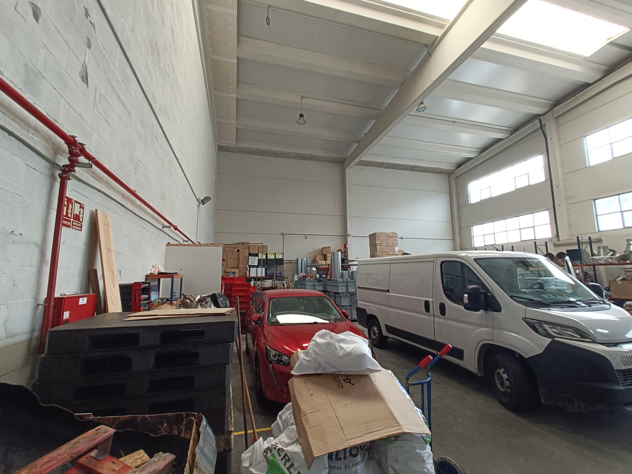 12 CARAVIS, ZARAGOZA, 0 , 0 ,0,Nave Industrial,En Venta,CARAVIS,0,1069 12 CARAVIS, ZARAGOZA, 0 , 0 ,0,Nave Industrial,En Venta,CARAVIS,0,1069